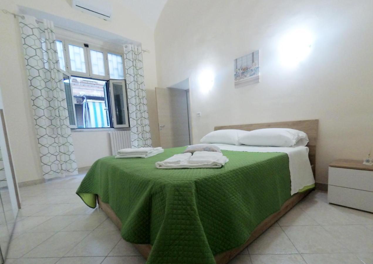 Casa Vacanza Alessandra Napoli Esterno foto