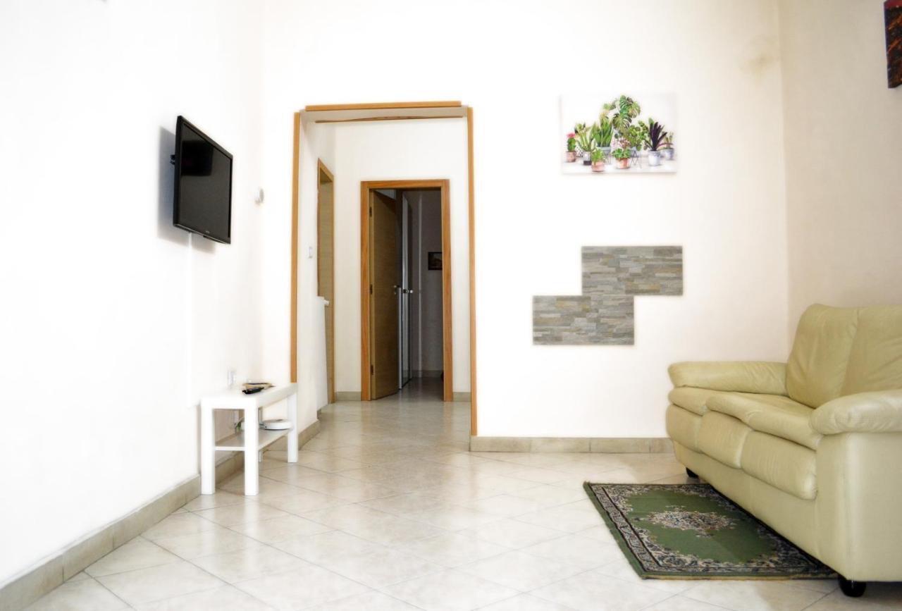 Casa Vacanza Alessandra Napoli Esterno foto