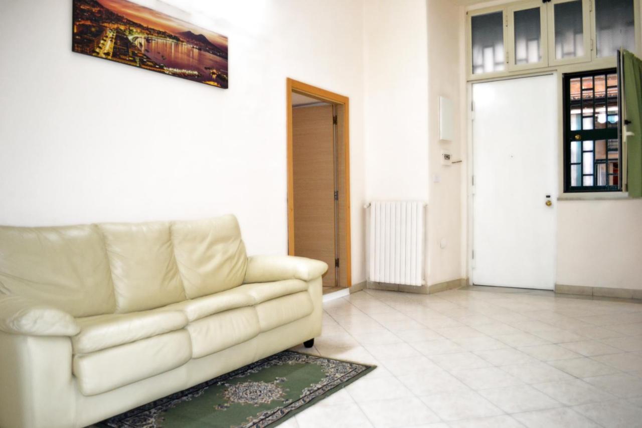 Casa Vacanza Alessandra Napoli Esterno foto