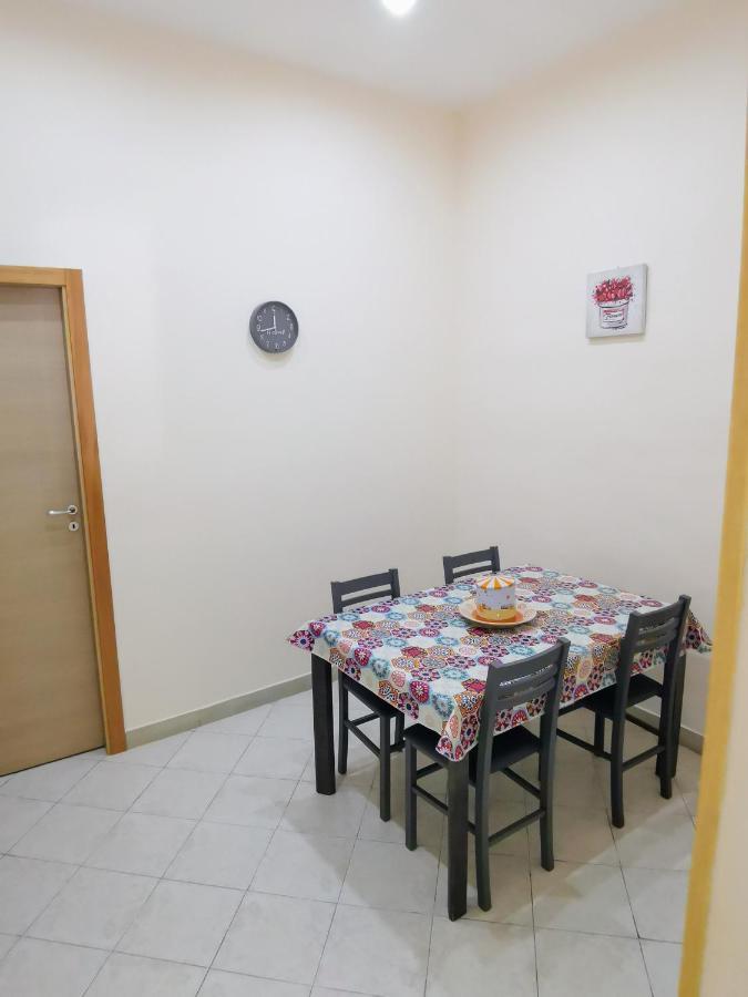 Casa Vacanza Alessandra Napoli Esterno foto